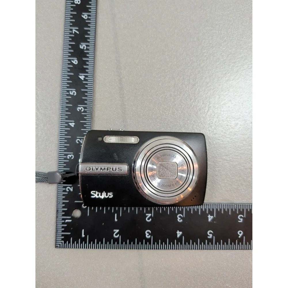 Olympus Stylus 840 8.0MP Digital Camera Black 5x Optical Zoom Kit with Case - Picture 14 of 14